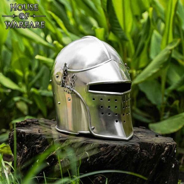 Visored Bascinet Combat Helmet